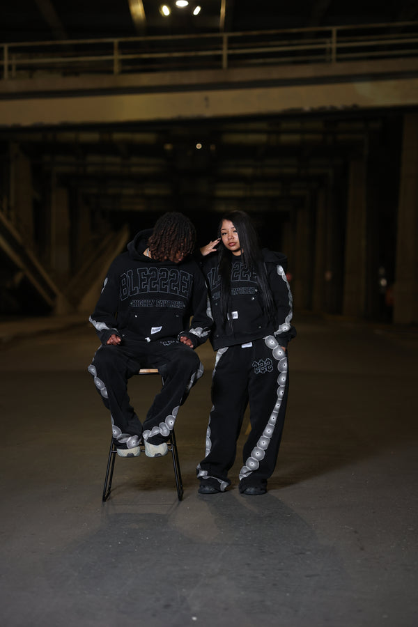 '2Tarry Night' Sweatpants